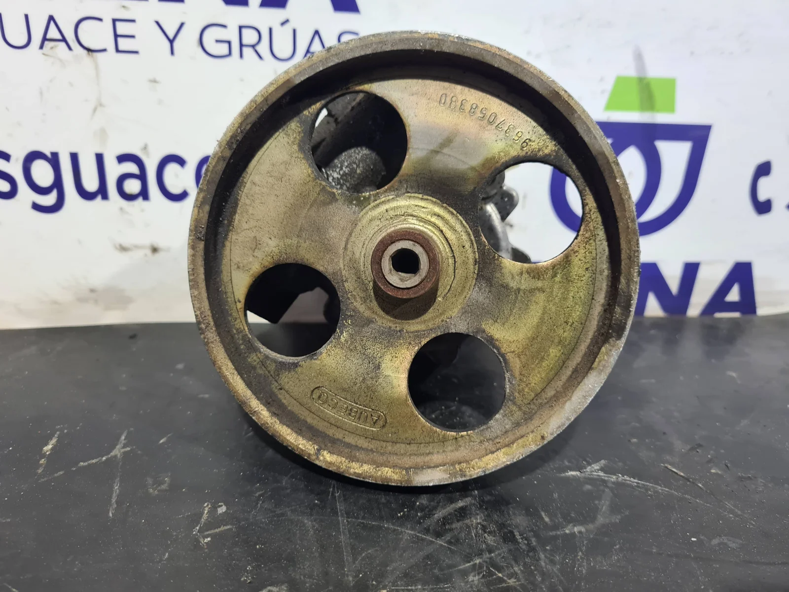 Foto de BOMBA DIRECCION SIN MARCA SIN MODELO referencia 9640830480