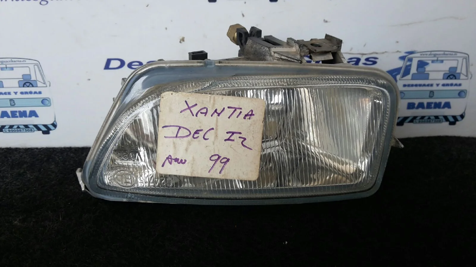 Foto de FARO ANTINIEBLA IZQUIERDO SIN MARCA SIN MODELO