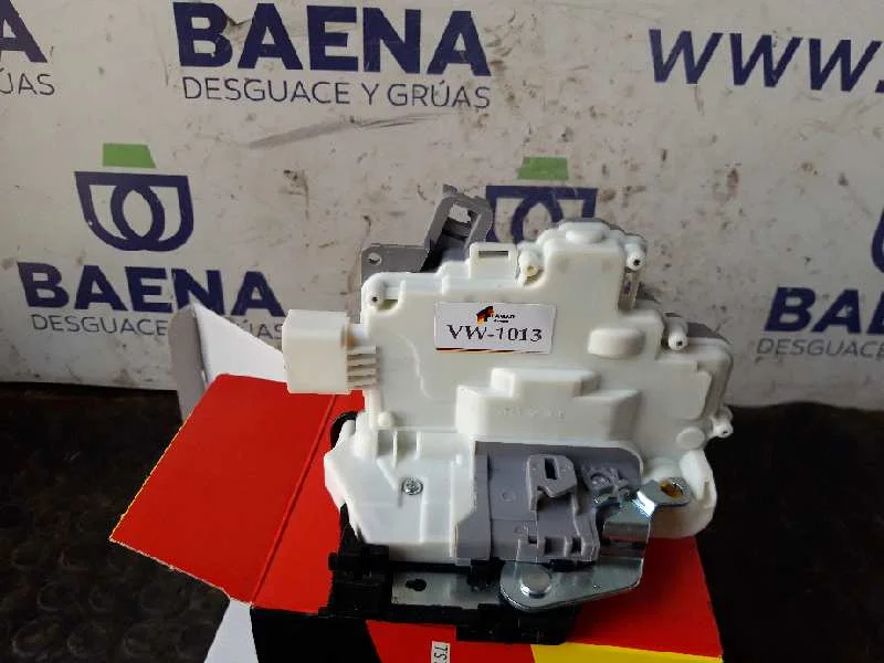 Foto de CERRADURA PUERTA DELANTERA IZQUIERDA SEAT LEON (1P1) referencia 1P1837015