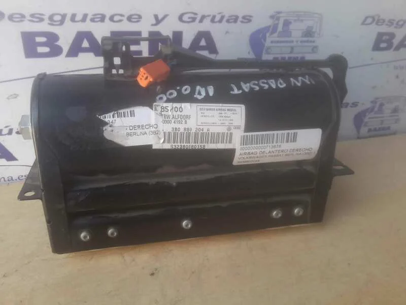 Foto de AIRBAG DELANTERO DERECHO VOLKSWAGEN PASSAT BERLINA (3B2) referencia 3B0880204A