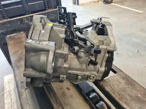 Foto de CAJA CAMBIOS SEAT ARONA (KJ) referencia FM5A405109767 foto 3