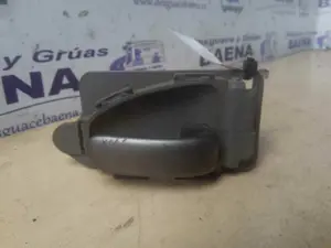Foto de MANETA INTERIOR TRASERA DERECHA SIN MARCA SIN MODELO