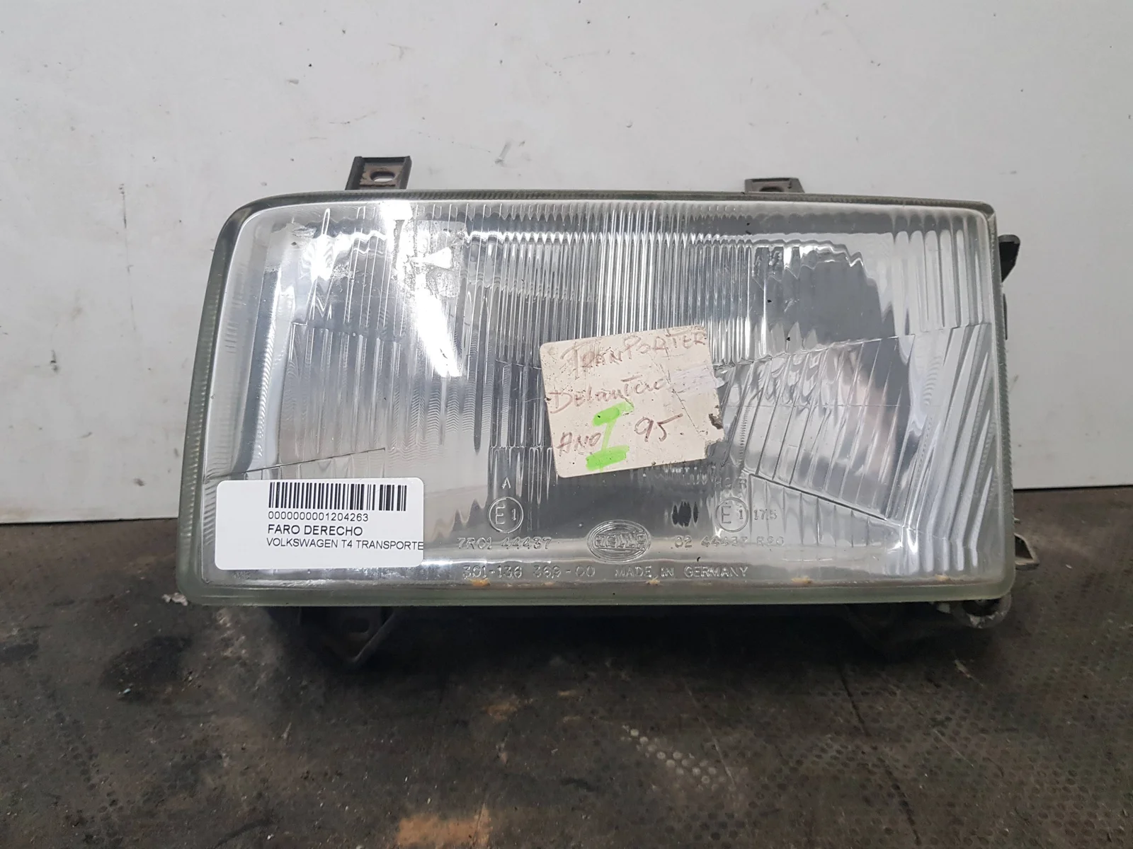 Foto de FARO DERECHO SIN MARCA SIN MODELO referencia 7R0144437