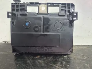 Foto de CAJA RELES / FUSIBLES SIN MARCA SIN MODELO referencia 9656086580 foto 2