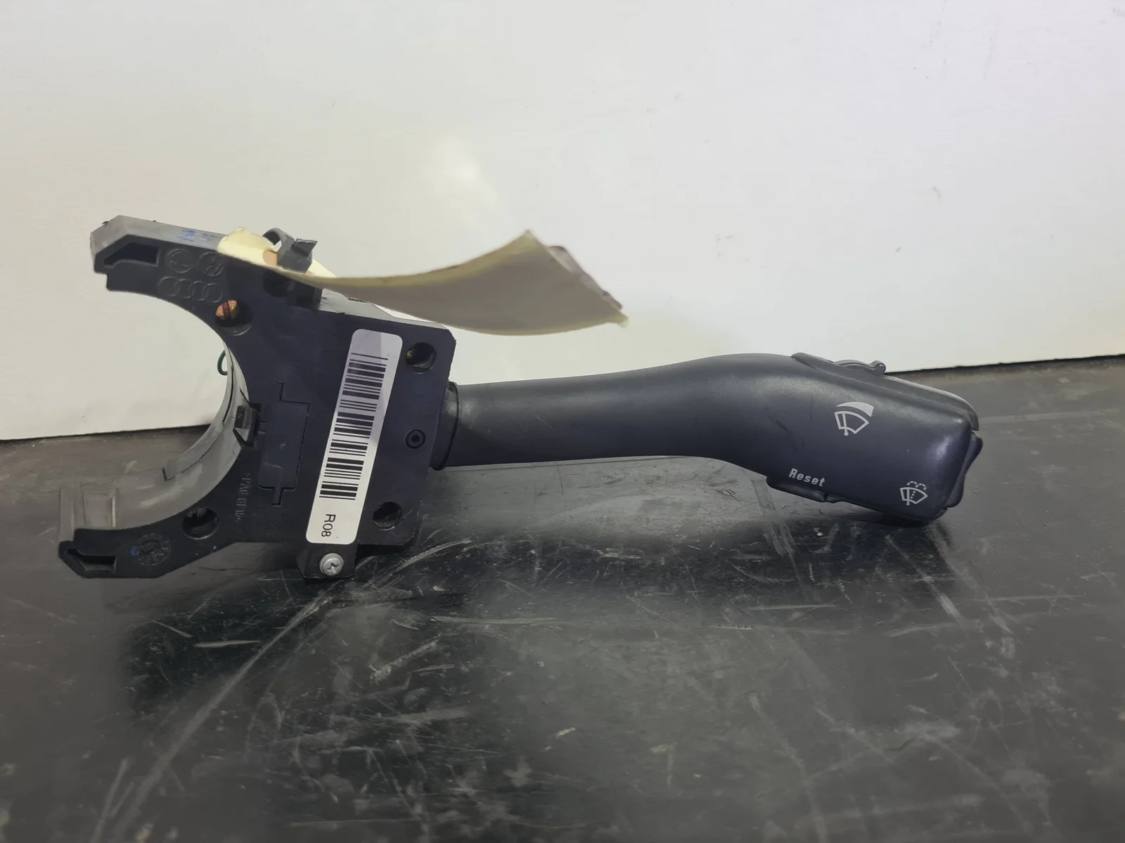 Foto de MANDO LIMPIA SIN MARCA SIN MODELO referencia 4B0953503G