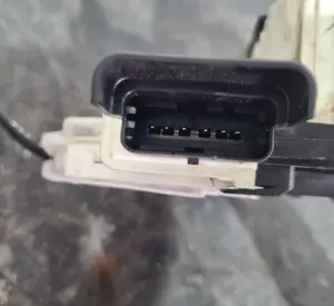 Foto de CERRADURA PUERTA DELANTERA IZQUIERDA CITROEN C3 referencia A04088 foto 2