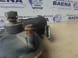 Foto de MOTOR LIMPIA DELANTERO SIN MARCA SIN MODELO foto 2