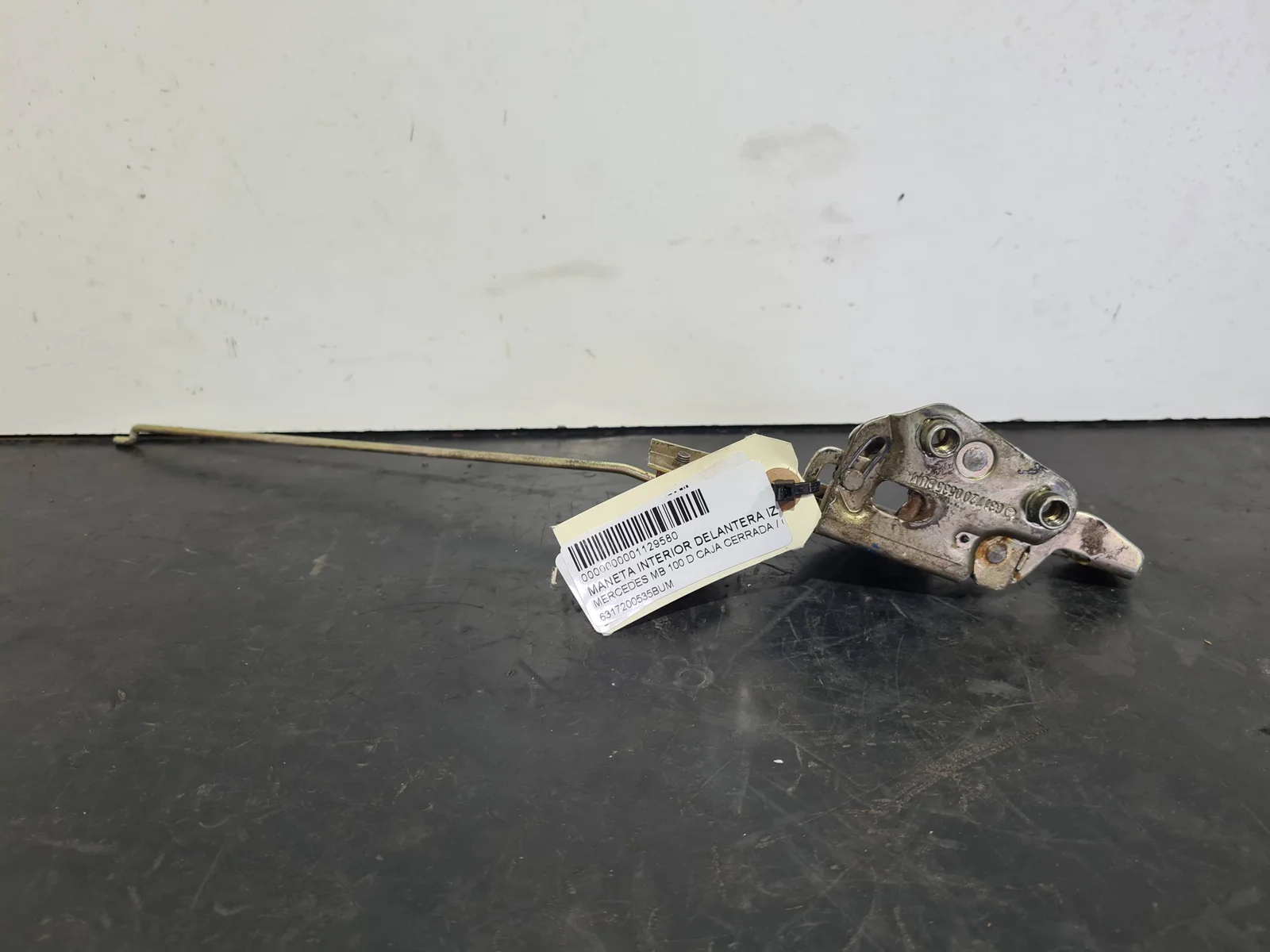 Foto de MANETA INTERIOR DELANTERA IZQUIERDA SIN MARCA SIN MODELO referencia 6317200535BUM