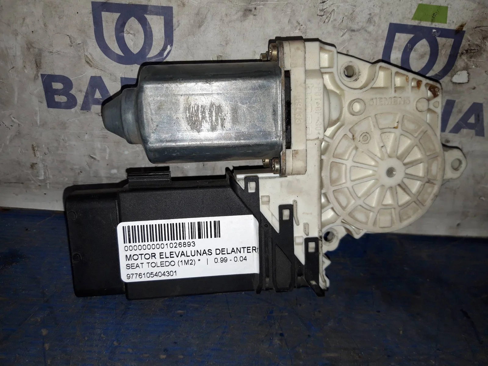 Foto de MOTOR ELEVALUNAS DELANTERO IZQUIERDO SIN MARCA SIN MODELO referencia 9776105404301