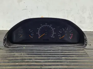 Foto de CUADRO INSTRUMENTOS MERCEDES-BENZ CLK (BM 208) COUPE referencia A2085402711