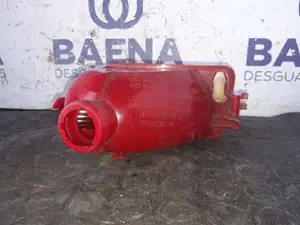 Foto de FARO ANTINIEBLA TRASERO DERECHO SIN MARCA SIN MODELO referencia 6351V0 foto 2