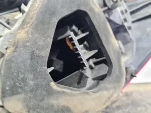 Foto de PILOTO TRASERO IZQUIERDO OPEL CORSA D referencia 13269050 foto 2