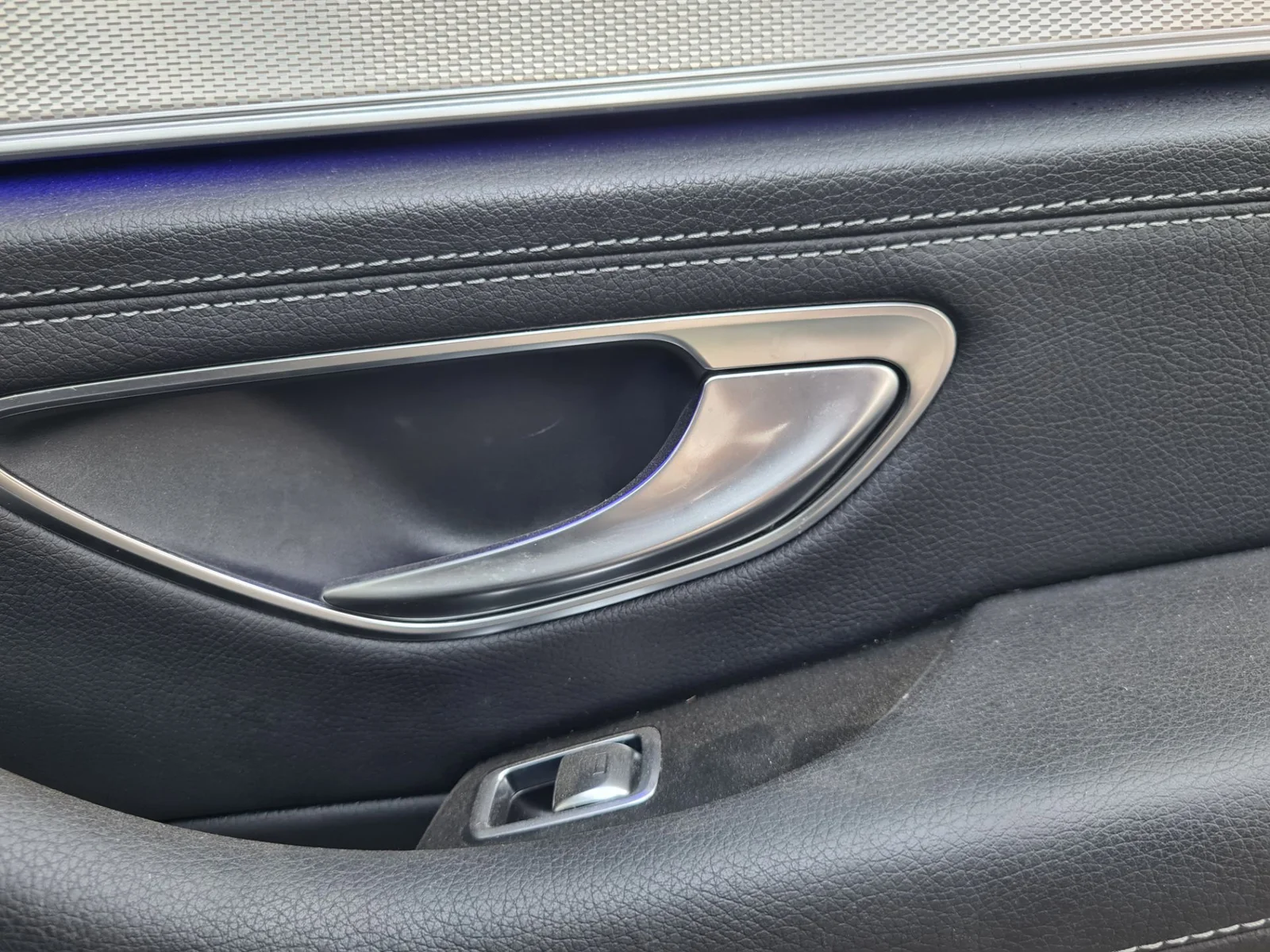 Foto de MANGUETA DELANTERA DERECHA MERCEDES-BENZ CLASE E (BM 213) BERLINA