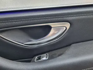 Foto de MANGUETA DELANTERA DERECHA MERCEDES-BENZ CLASE E (BM 213) BERLINA
