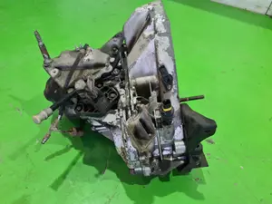 Foto de CAJA CAMBIOS RENAULT MEGANE II BERLINA 5P referencia 8200284803 foto 4