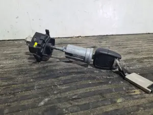 Foto de CONMUTADOR DE ARRANQUE OPEL ZAFIRA A referencia 90589914