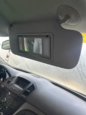 Foto de PARASOL DERECHO OPEL INSIGNIA BERLINA