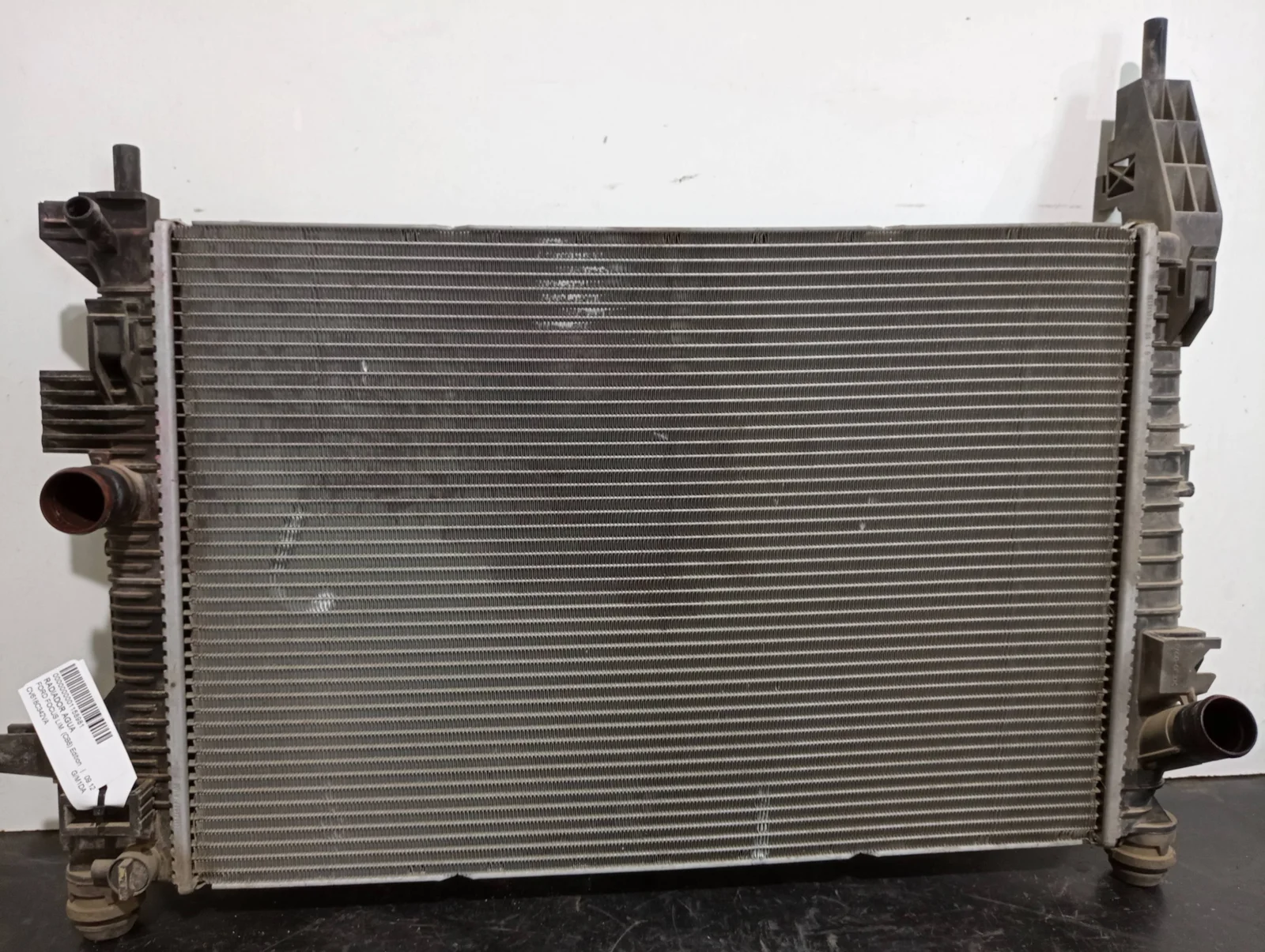 Foto de RADIADOR AGUA FORD FOCUS BERLINA (CB8) referencia CV618C342VA