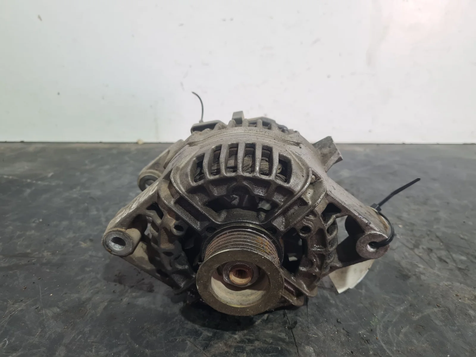 Foto de ALTERNADOR OPEL VECTRA B BERLINA referencia 0124415002