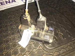 Foto de CERRADURA PUERTA TRASERA IZQUIERDA SIN MARCA SIN MODELO foto 2