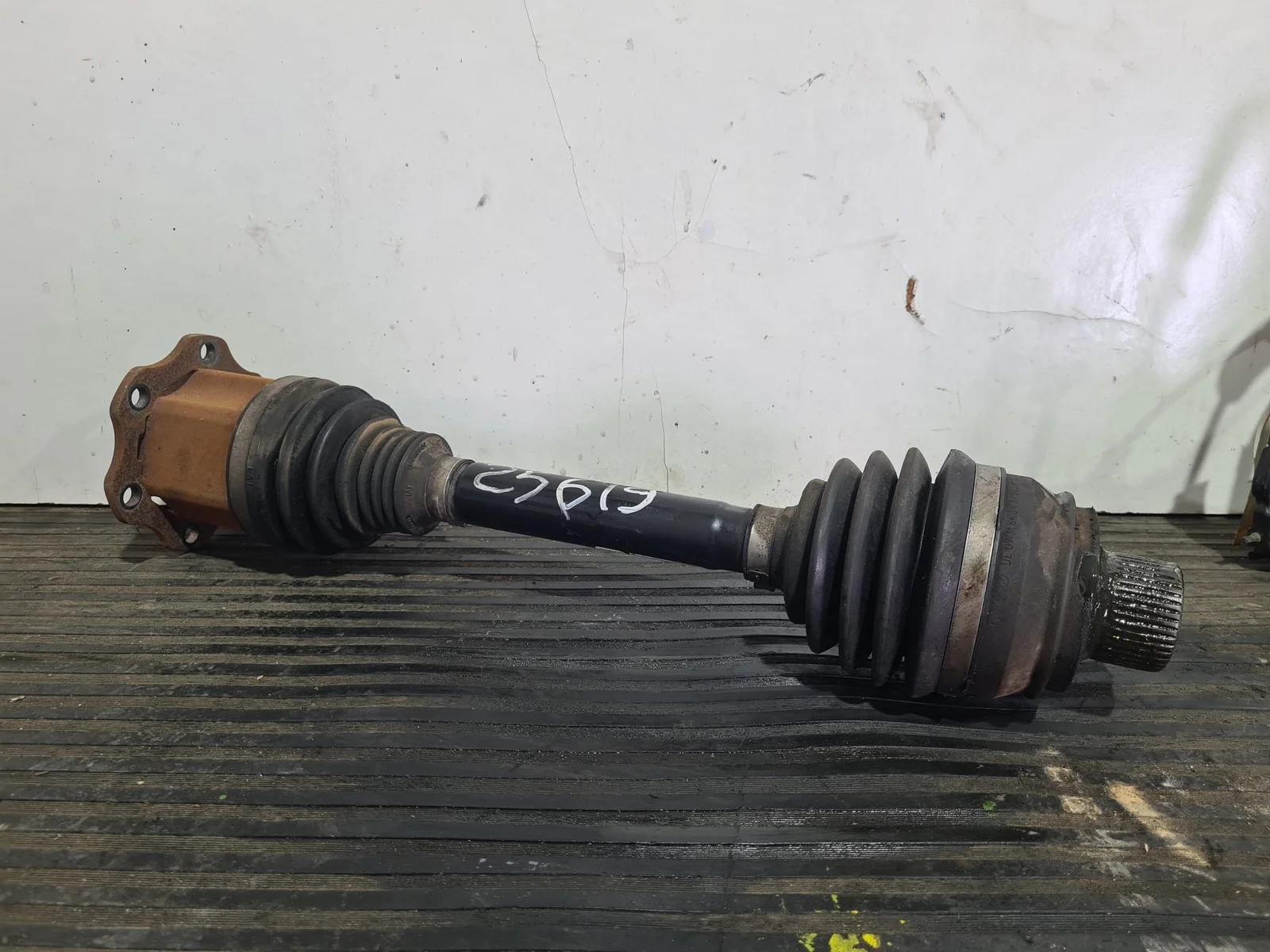 Foto de TRANSMISION DELANTERA DERECHA AUDI A4 BERLINA (8K2) referencia 8K0407271AJ