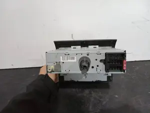 Foto de SISTEMA AUDIO / RADIO CD SIN MARCA SIN MODELO referencia 7355985560 foto 2