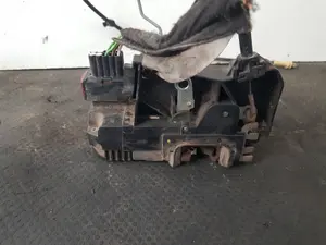 Foto de CERRADURA PUERTA DELANTERA IZQUIERDA SIN MARCA SIN MODELO referencia 8200008260 foto 2