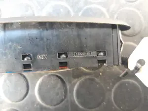 Foto de MANDO ELEVALUNAS DELANTERO IZQUIERDO OPEL OMEGA B referencia 4670502 foto 2
