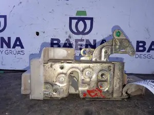 Foto de CERRADURA PUERTA TRASERA DERECHA SIN MARCA SIN MODELO foto 3