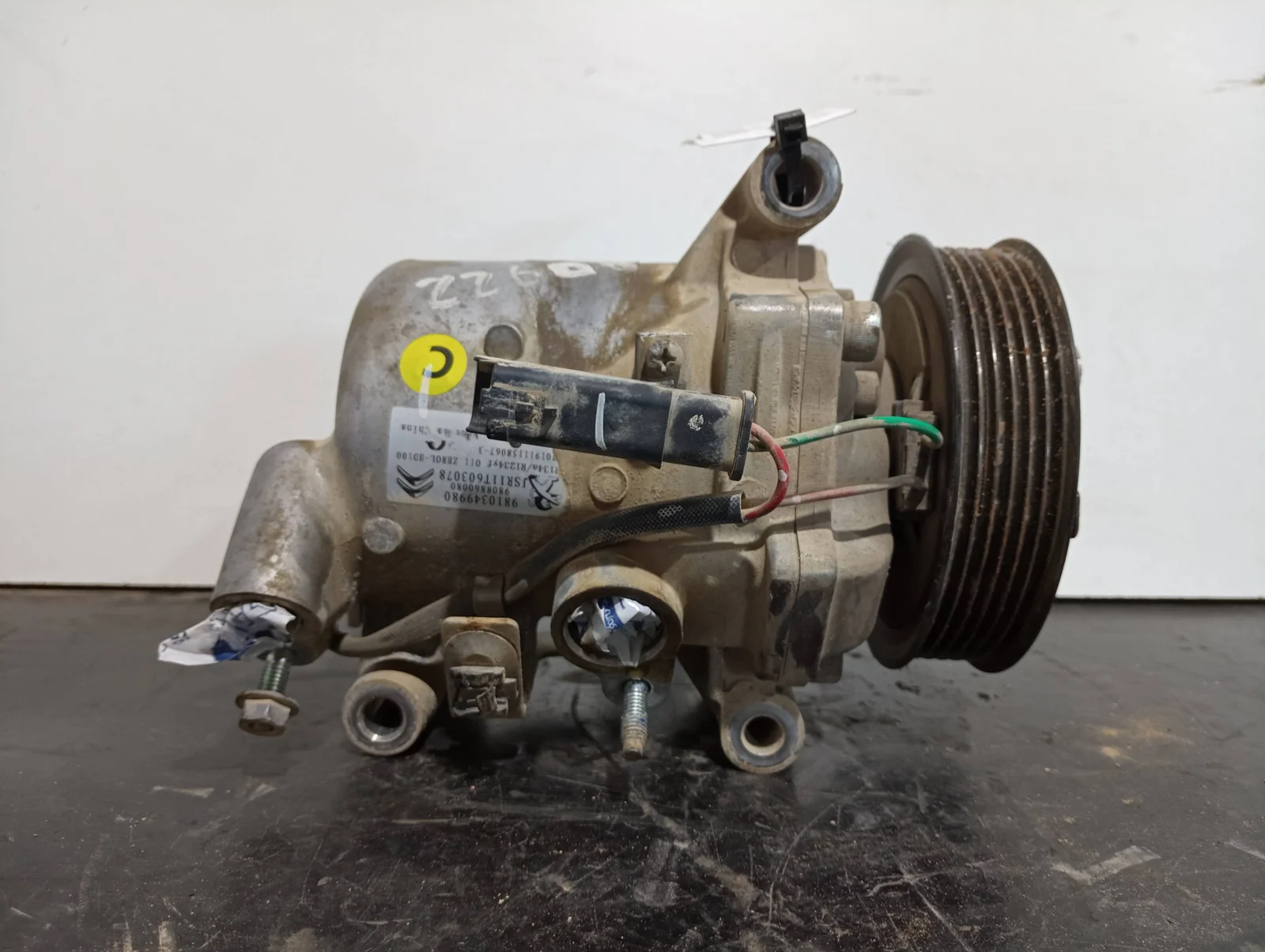 Foto de COMPRESOR AIRE ACONDICIONADO PEUGEOT RIFTER referencia 9810349980