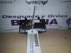 Foto de MANDO ELEVALUNAS DELANTERO IZQUIERDO SIN MARCA SIN MODELO referencia 03163451 foto 2