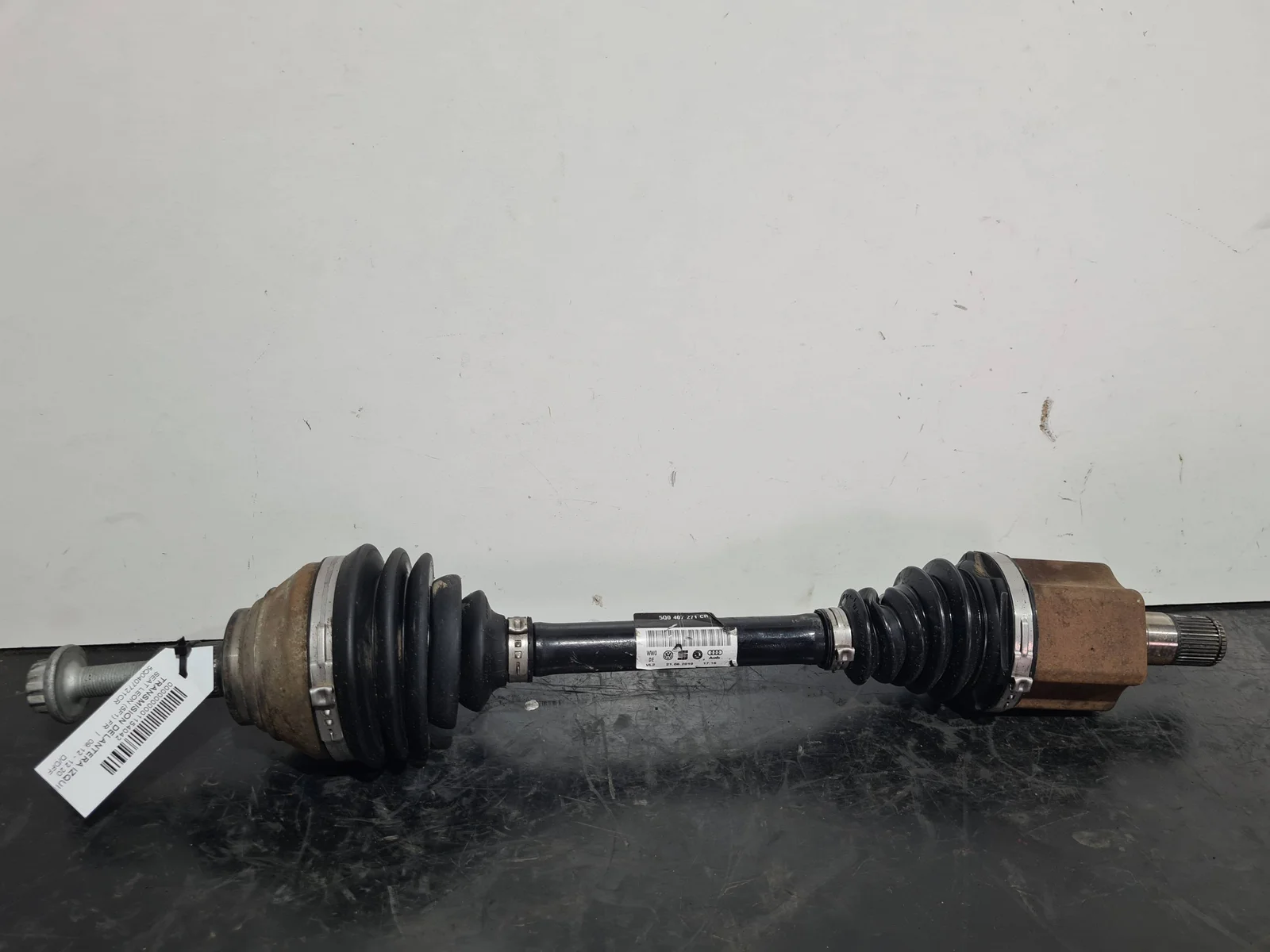 Foto de TRANSMISION DELANTERA IZQUIERDA SEAT LEON (5F1) referencia 5Q0407721CR