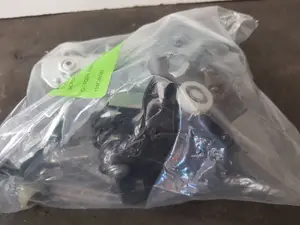 Foto de SOPORTE / GUIA PUERTA CORREDERA SIN MARCA SIN MODELO referencia 1344266080 foto 2