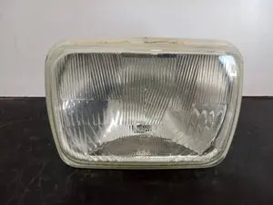 Foto de FARO DERECHO CHRYSLER JEEP CHEROKEE (J) referencia 7R0188701