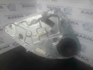 Foto de ELEVALUNAS TRASERO IZQUIERDO FORD FOCUS BERLINA (CAP) referencia VEH-14925