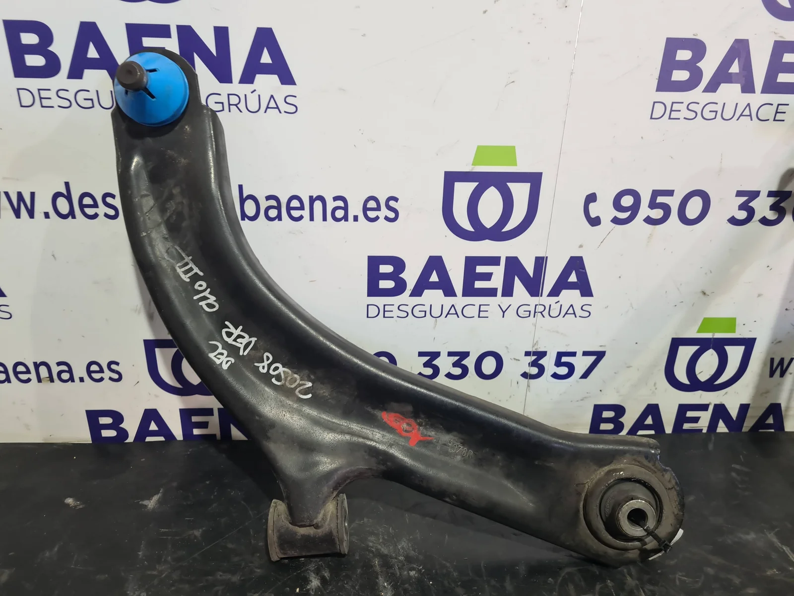Foto de BRAZO SUSPENSION INFERIOR DELANTERO DERECHO RENAULT CLIO III referencia 378R
