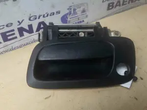 Foto de MANETA EXTERIOR DELANTERA IZQUIERDA SIN MARCA SIN MODELO