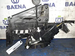 Foto de CERRADURA PUERTA TRASERA IZQUIERDA FORD C-MAX (CB3)(2007) referencia 3M5AR26413BS foto 2