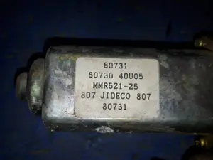 Foto de ELEVALUNAS DELANTERO DERECHO NISSAN MAXIMA QX (A32) referencia 8073040U05 foto 2