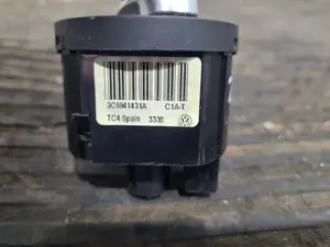 Foto de MANDO LUCES VOLKSWAGEN PASSAT CC (357) referencia 3C8941431A foto 3