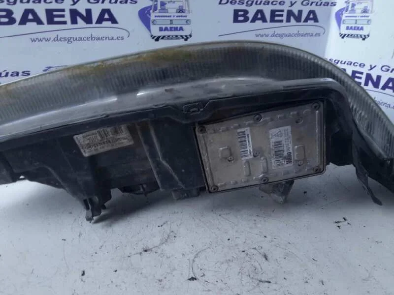Foto de FARO IZQUIERDO RENAULT LAGUNA II (BG0) referencia 8200163323