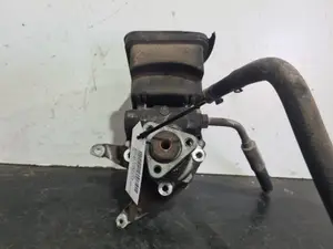 Foto de BOMBA DIRECCION BMW SERIE 5 BERLINA (E60) referencia 7693974101
