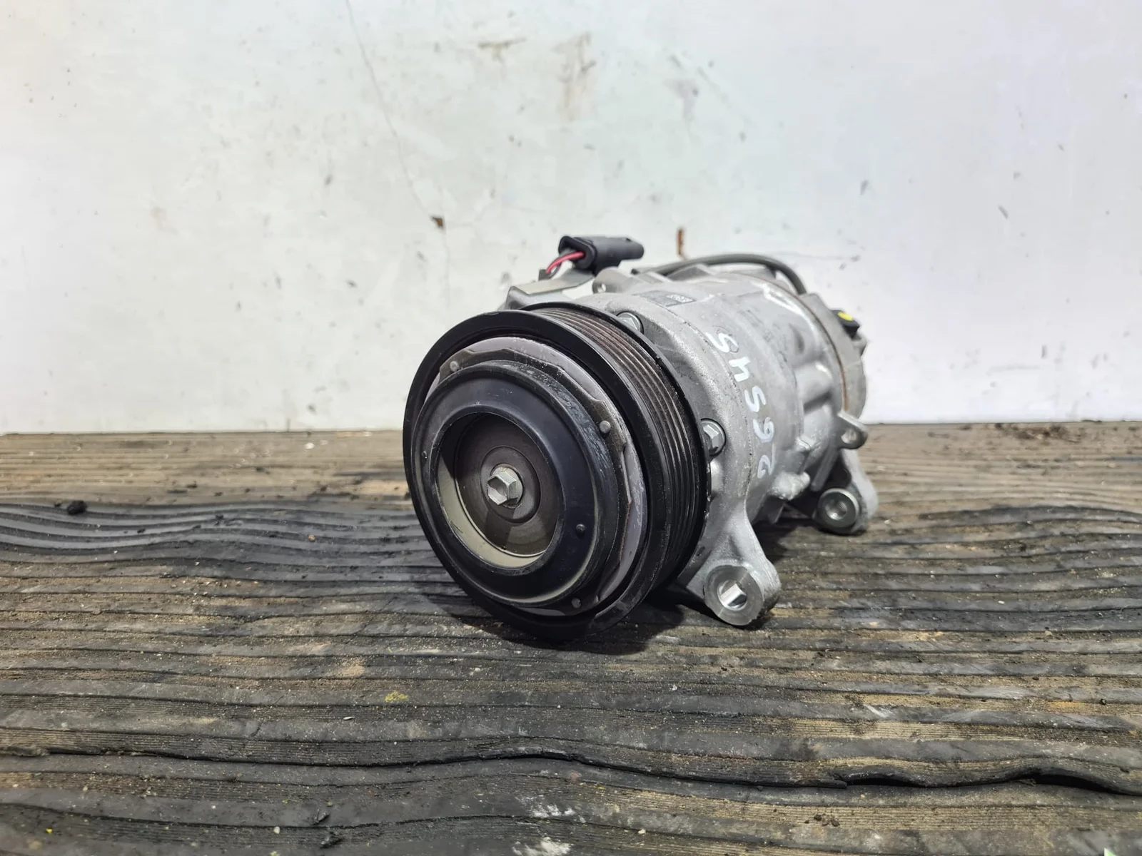 Foto de COMPRESOR AIRE ACONDICIONADO BMW SERIE 1 BERLINA (F40) referencia 7948797