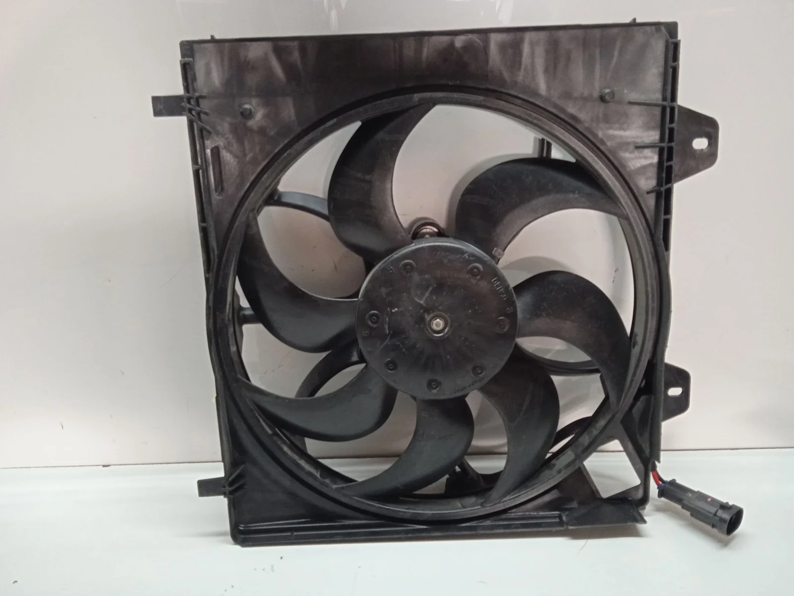 Foto de ELECTROVENTILADOR SIN MARCA SIN MODELO referencia 9827752980