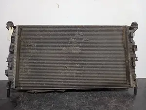 Foto de RADIADOR AGUA FORD FOCUS BERLINA (CAP) referencia 3M5H 8005 foto 1