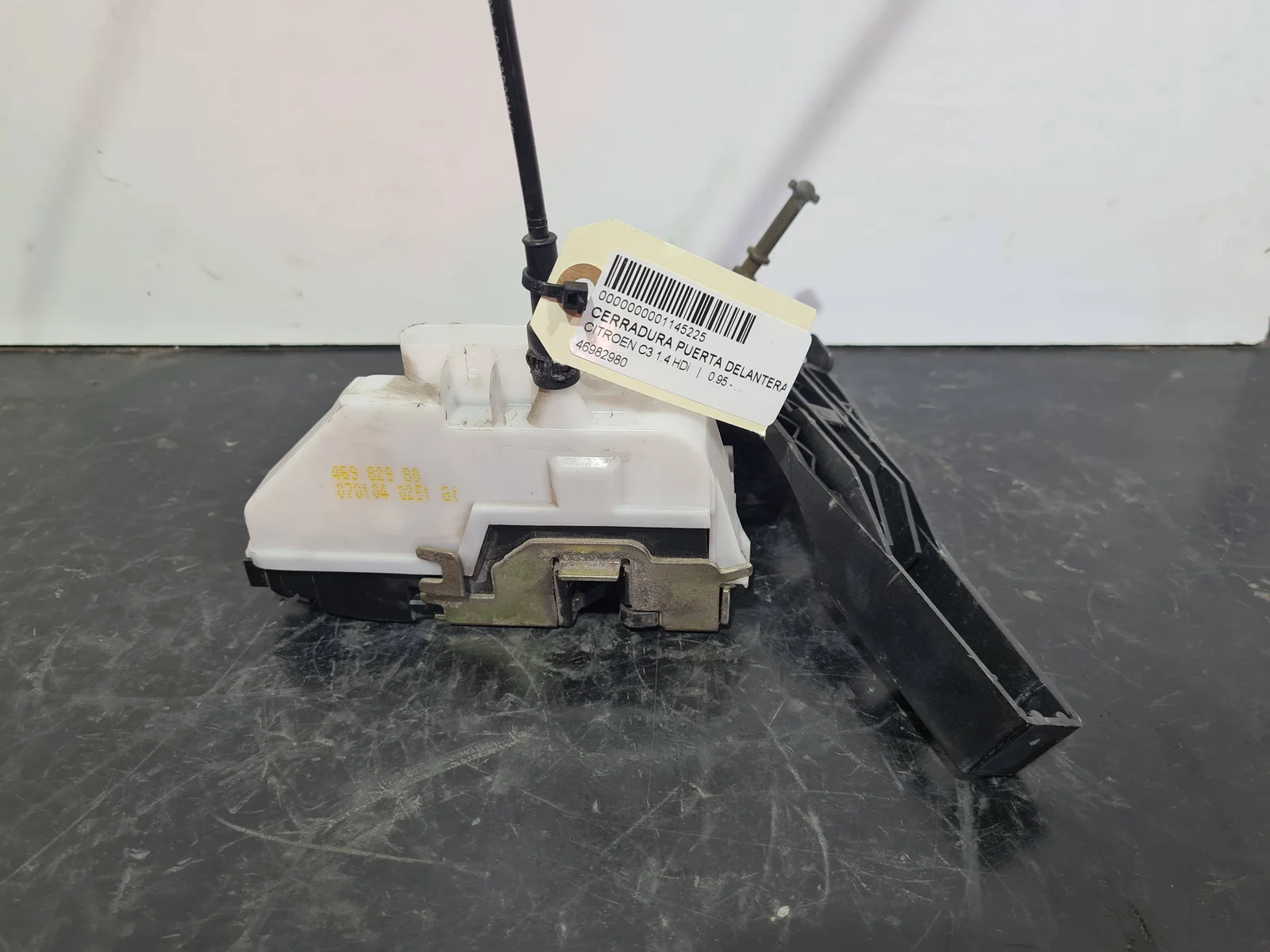 Foto de CERRADURA PUERTA DELANTERA IZQUIERDA CITROEN C3 referencia 46982980