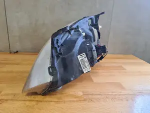 Foto de FARO DERECHO OPEL CORSA C referencia 13115007 foto 2
