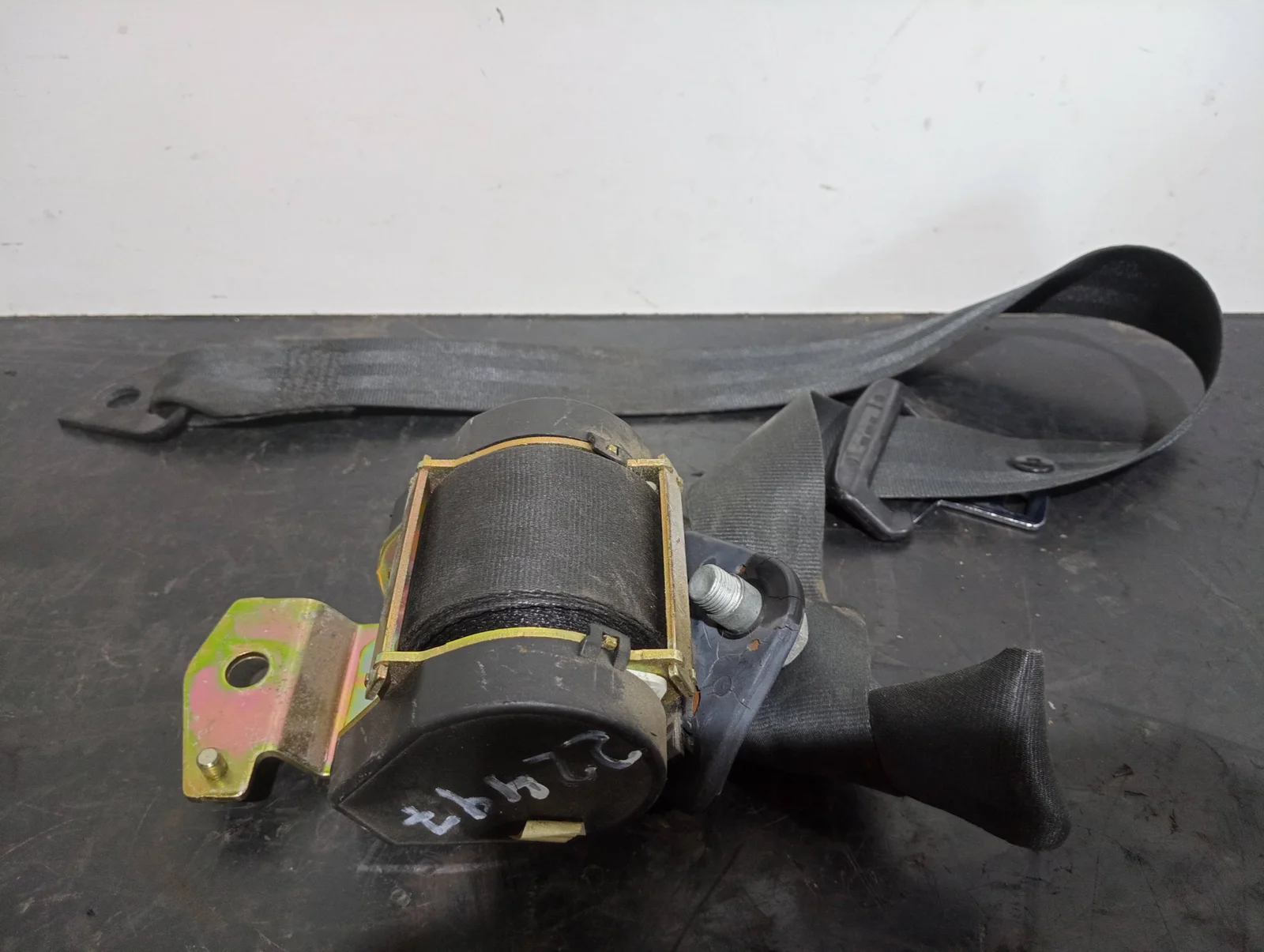Foto de CINTURON SEGURIDAD DELANTERO DERECHO CITROEN SAXO referencia C111665AC22