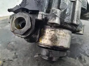 Foto de BOMBA DIRECCION BMW SERIE 5 BERLINA (E39) referencia 1095749 foto 3