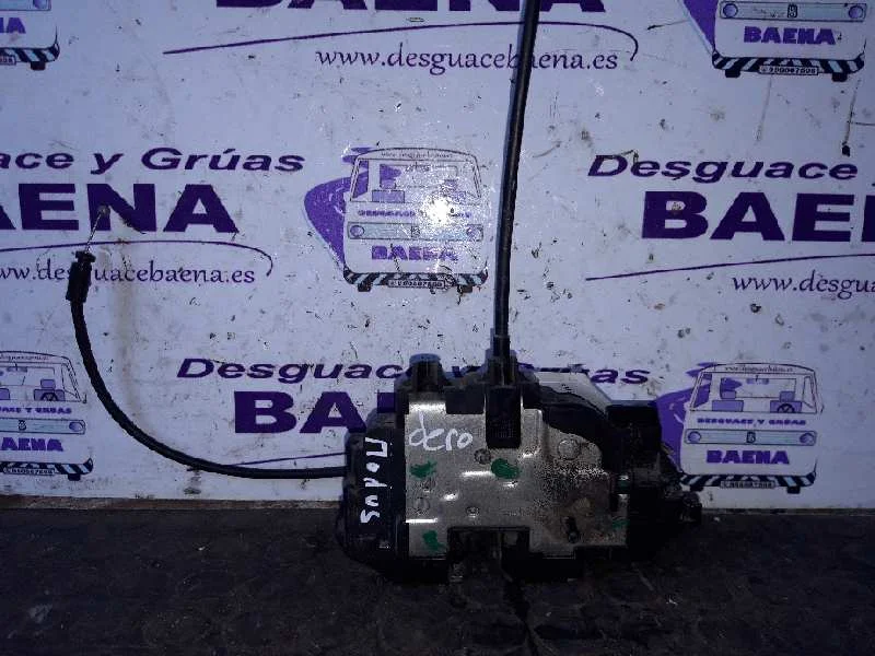 Foto de CERRADURA PUERTA DELANTERA DERECHA SIN MARCA SIN MODELO referencia 4907H